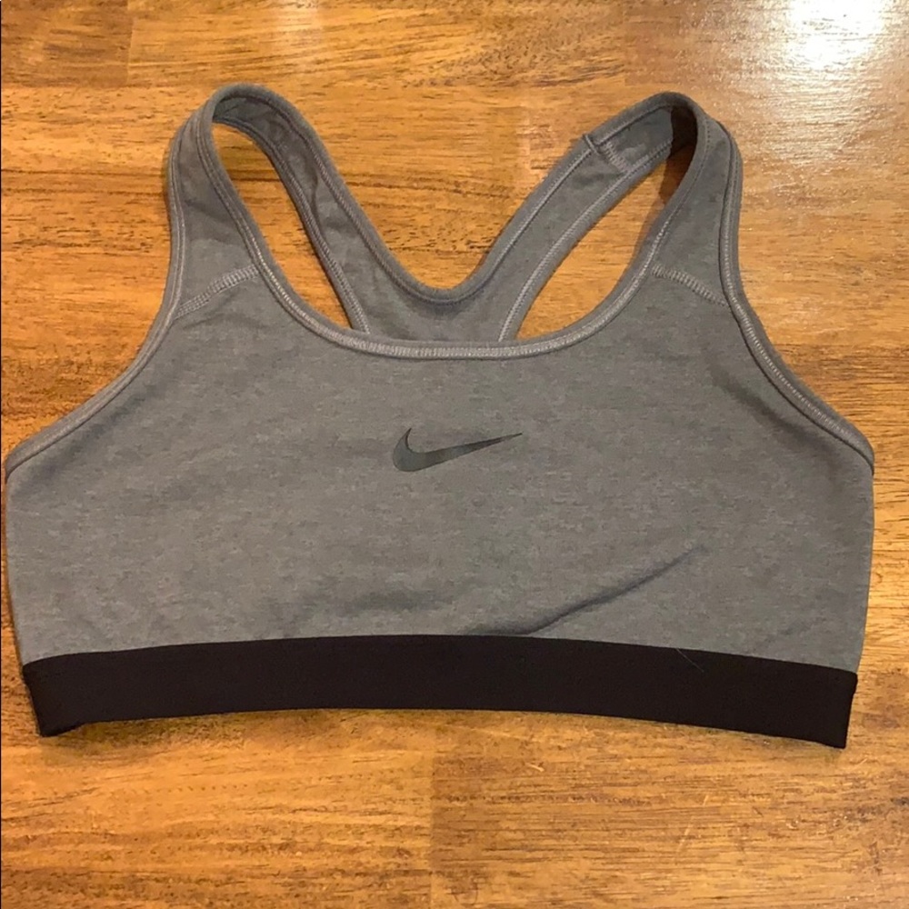 Nike dri-fit sports bra